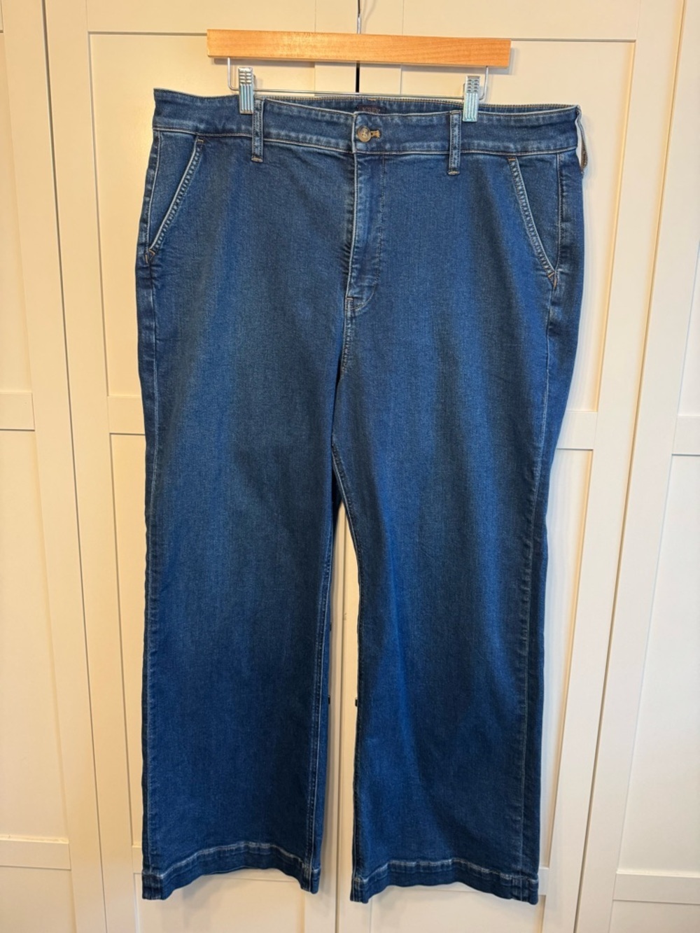 J.Crew Factory High-Rise Wide-Leg Jean in All-Day Stretch in Surf Shore Size 35 - Picture 3 of 5